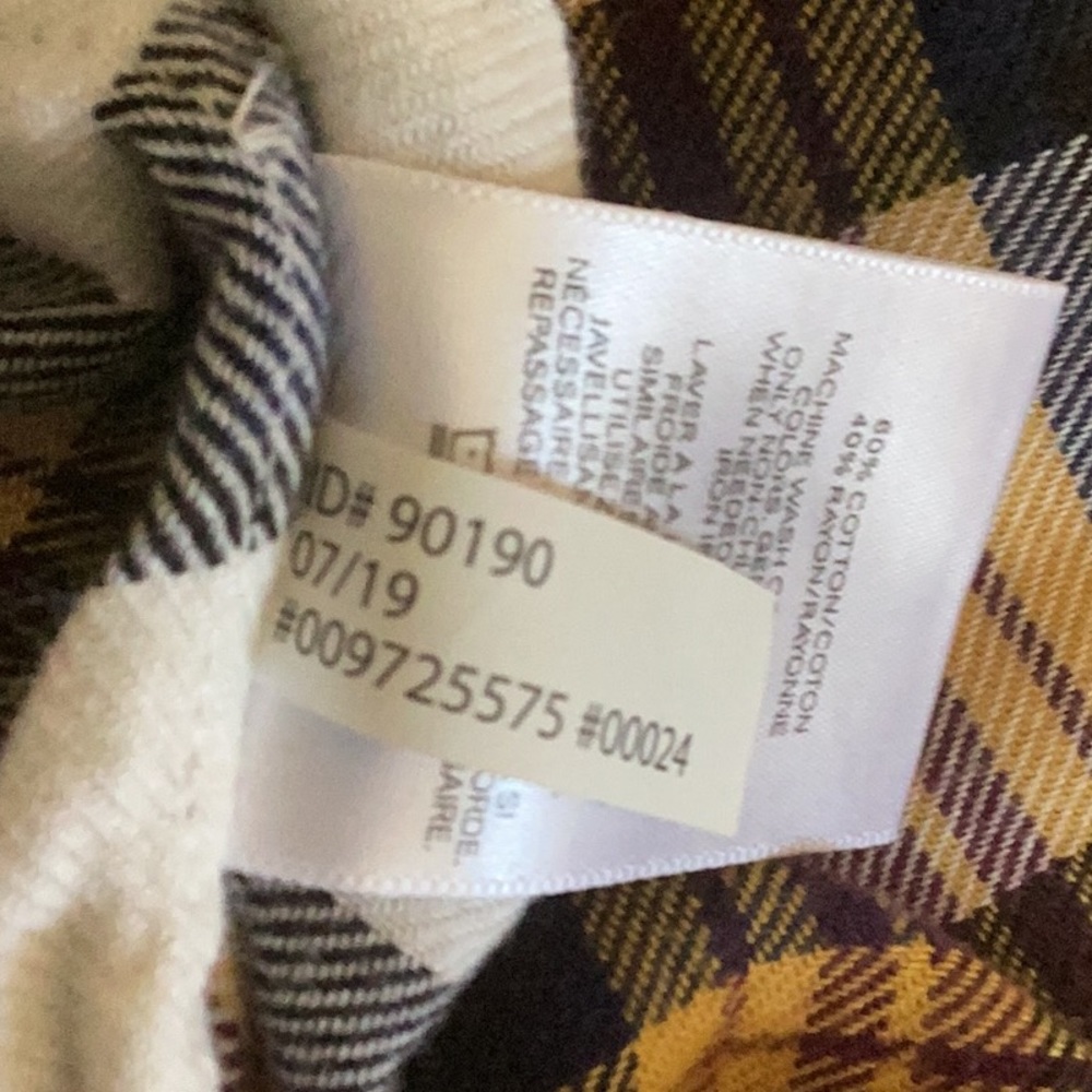 Express Flannel Plaid Top - Picture 7 of 10